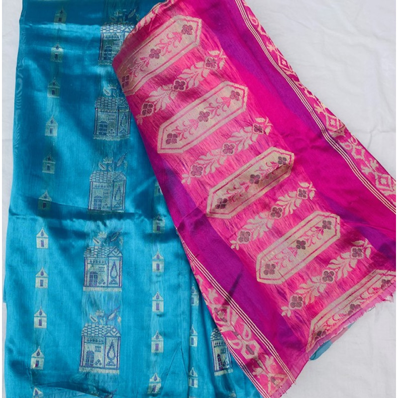 Blue Colour Saree with Pink Attractive Pallu Blue Colour Saree with Pink Attractive Pallu